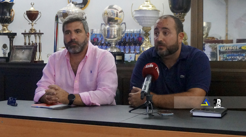 Los nuevos gestores del club, Manuel Orte y José María Díaz, comparecen ante los medios de comunicación.