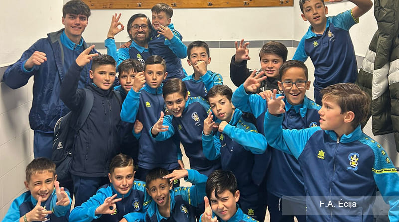El Benjamin Del Fa Ecija Celebra La Victoria En El Vestuario Ecijabpeinfo Astigipedia1